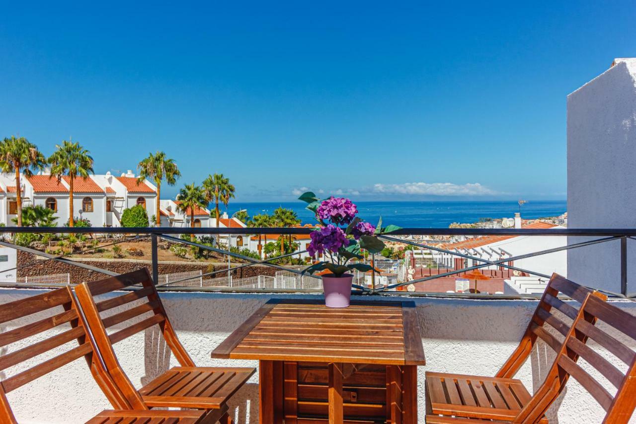Apartment With Ocean View In Costa Adeje Exterior photo